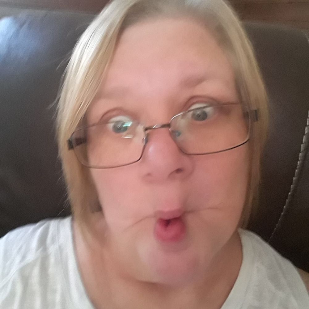 Meet your Posher, Kelli